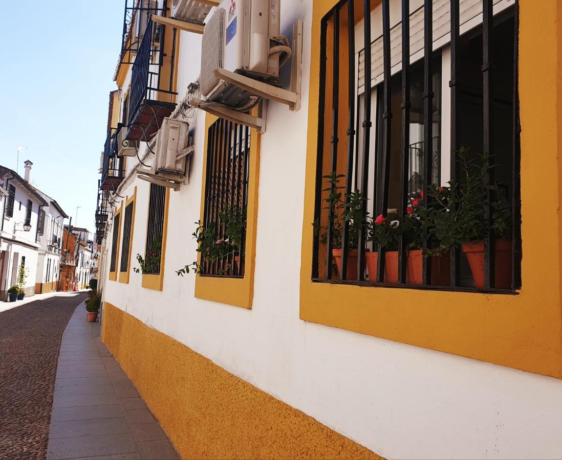Apto. Planta Baja Y Cochera Barrio San Basilio Cordoba Exterior photo